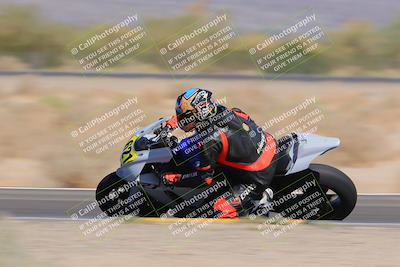 media/Oct-09-2022-SoCal Trackdays (Sun) [[95640aeeb6]]/Turn 15 Inside Distant Pans (1145am)/